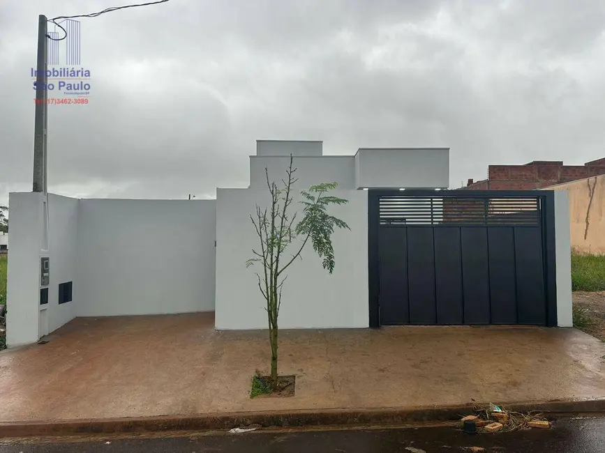 Foto 1 de Casa com 2 quartos à venda, 250m2 em Fernandopolis - SP