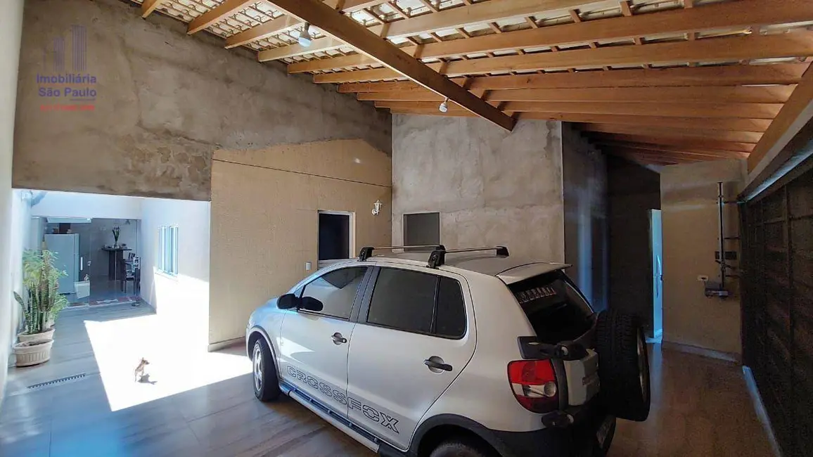 Foto 1 de Casa com 3 quartos à venda, 180m2 em Fernandopolis - SP