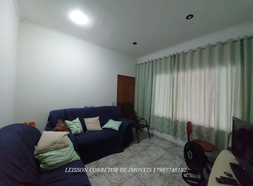 Foto 2 de Casa à venda em Fernandopolis - SP