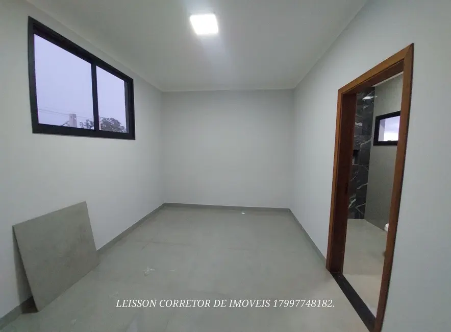 Casa com 3 quartos à venda, 250m2 em Fernandopolis - SP - imagem 9 Foto 9 de Casa com 3 quartos à venda, 250m2 em Fernandopolis - SP