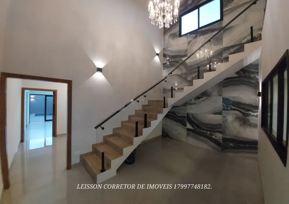 Casa com 3 quartos à venda, 250m2 em Fernandopolis - SP - imagem 3 Foto 3 de Casa com 3 quartos à venda, 250m2 em Fernandopolis - SP