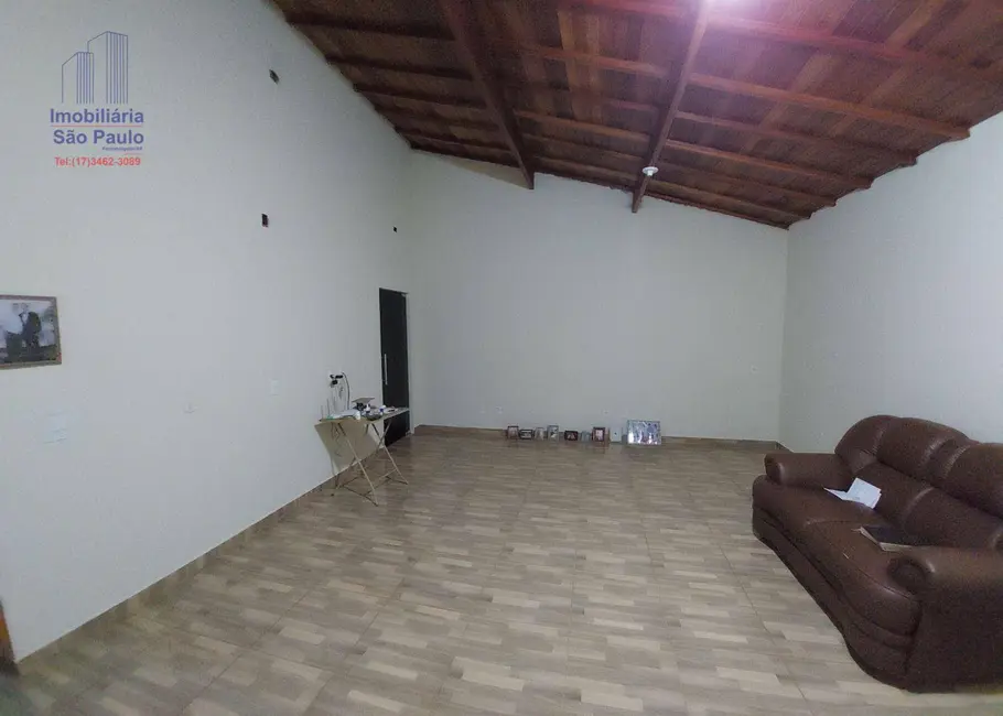 Foto 3 de Casa com 2 quartos à venda, 200m2 em Fernandopolis - SP