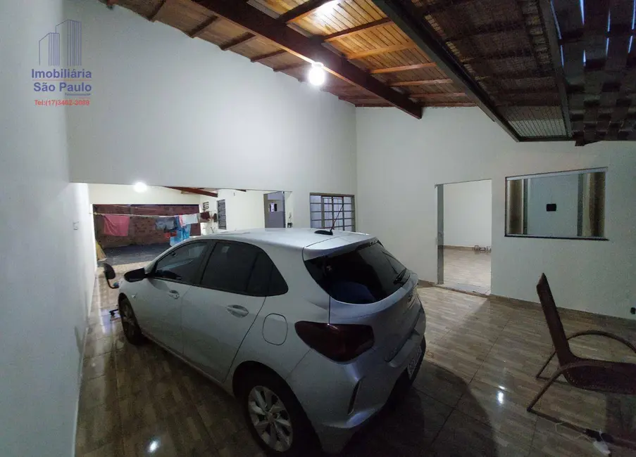Foto 2 de Casa com 2 quartos à venda, 200m2 em Fernandopolis - SP