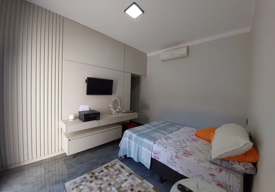 Foto 5 de Casa com 3 quartos à venda, 253m2 em Fernandopolis - SP