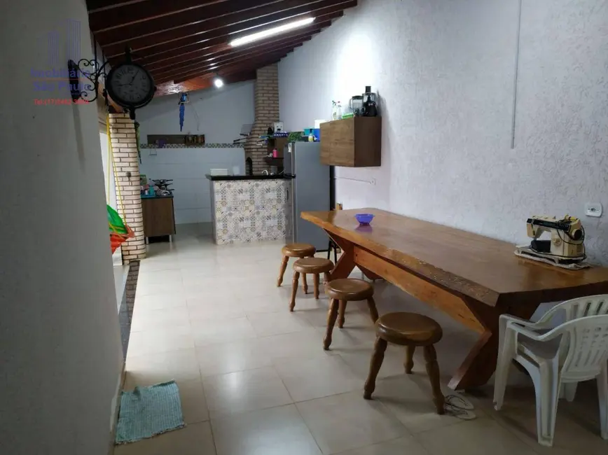 Casa com 3 quartos à venda, 253m2 em Fernandopolis - SP - imagem 8 Foto 8 de Casa com 3 quartos à venda, 253m2 em Fernandopolis - SP