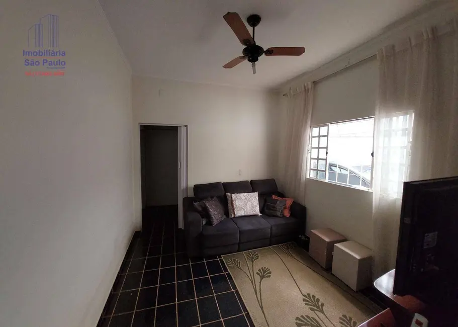 Foto 3 de Casa com 3 quartos à venda, 250m2 em Fernandopolis - SP