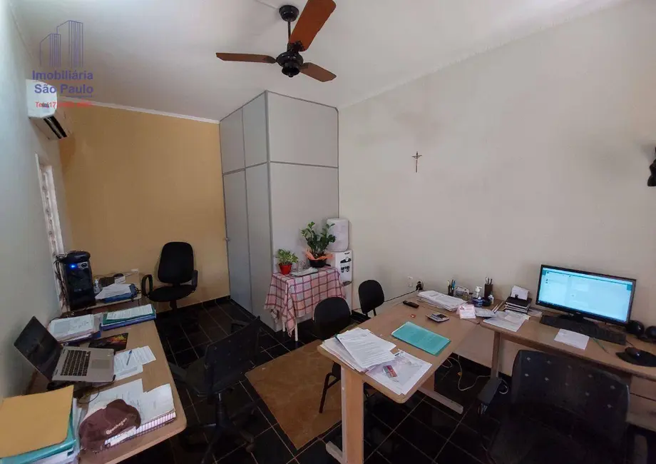 Foto 2 de Casa com 3 quartos à venda, 250m2 em Fernandopolis - SP