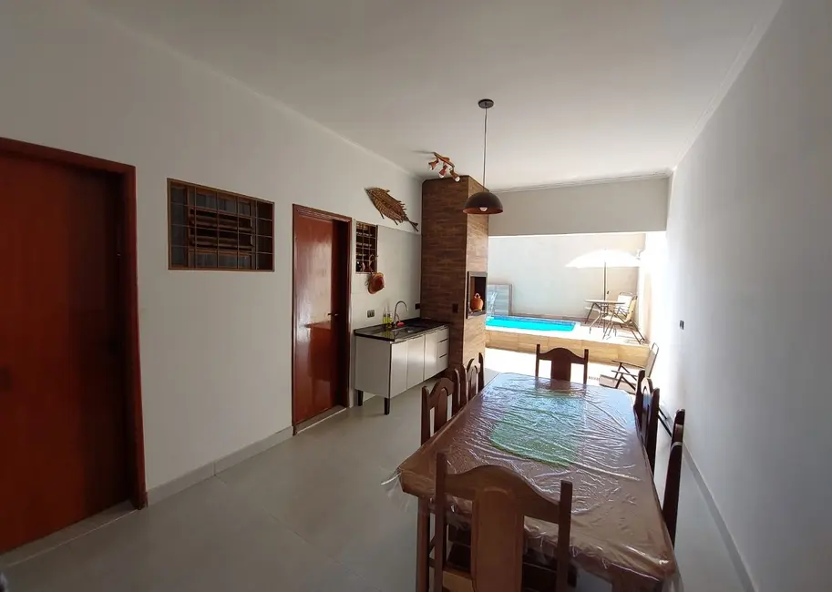 Foto 8 de Casa com 3 quartos à venda, 250m2 em Centro, Fernandopolis - SP
