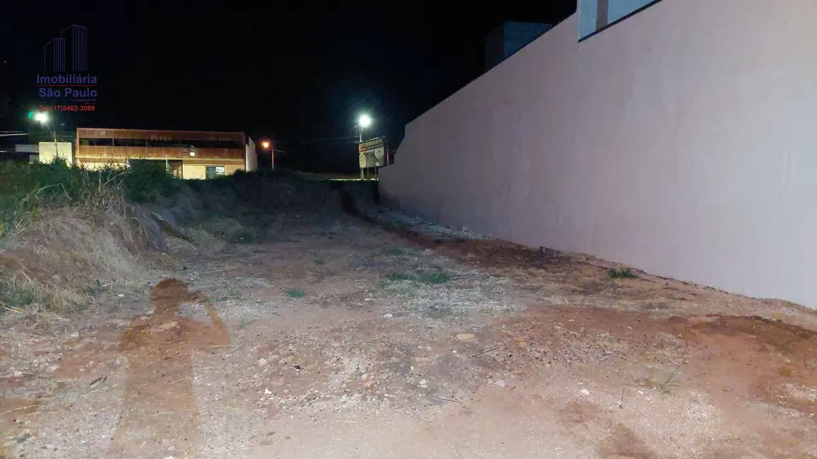 Foto 1 de Terreno / Lote à venda, 192m2 em Fernandopolis - SP