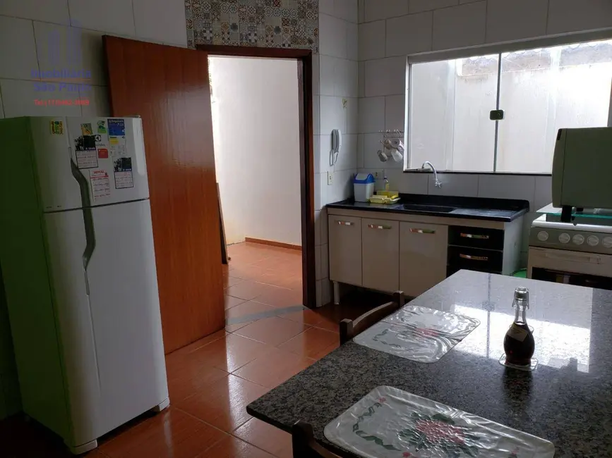 Foto 4 de Casa com 2 quartos à venda, 125m2 em Fernandopolis - SP