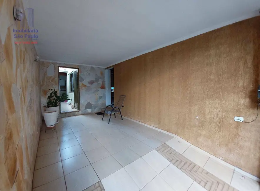 Foto 2 de Casa com 3 quartos à venda em Centro, Fernandopolis - SP