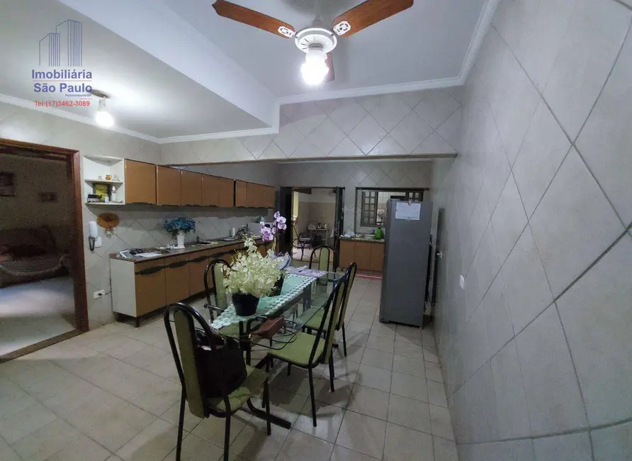 Foto 4 de Casa com 3 quartos à venda em Centro, Fernandopolis - SP