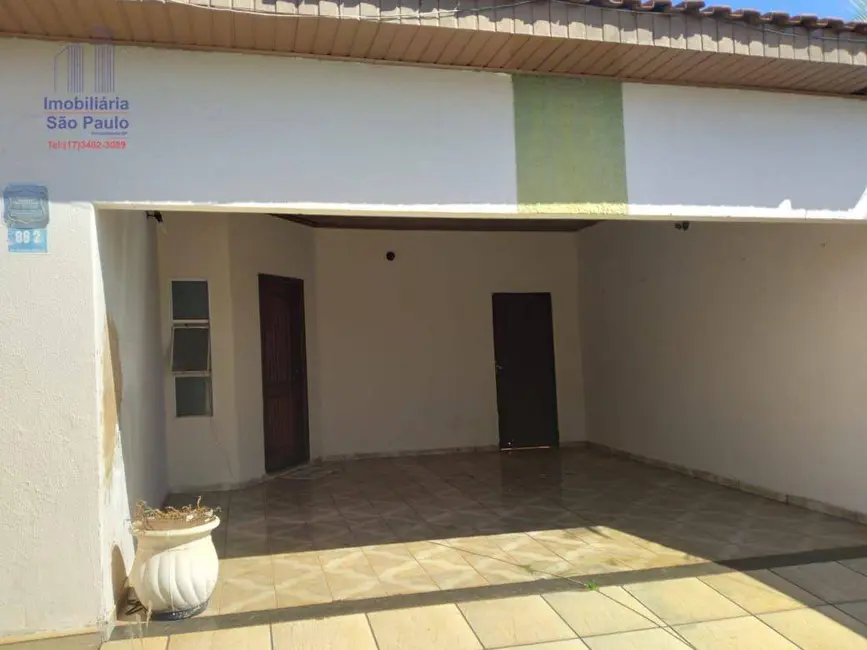 Foto 1 de Casa com 3 quartos à venda em Fernandopolis - SP