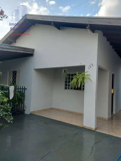 Foto 1 de Casa com 4 quartos à venda em Fernandopolis - SP