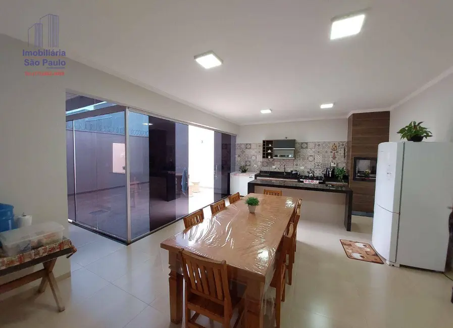 Casa com 3 quartos à venda, 253m2 em Fernandopolis - SP - imagem 4 Foto 4 de Casa com 3 quartos à venda, 253m2 em Fernandopolis - SP