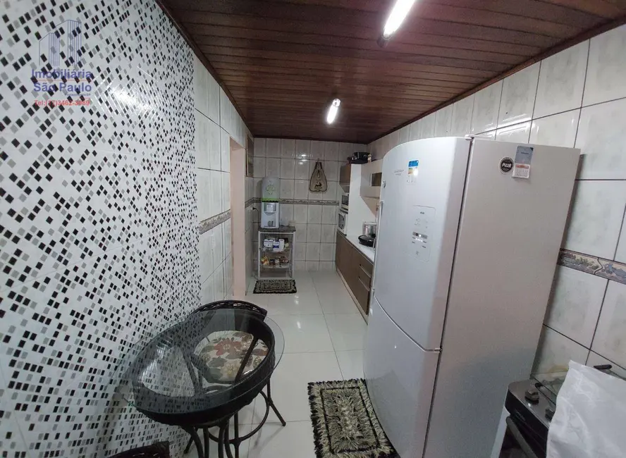 Foto 6 de Casa com 3 quartos à venda, 200m2 em Centro, Macedonia - SP