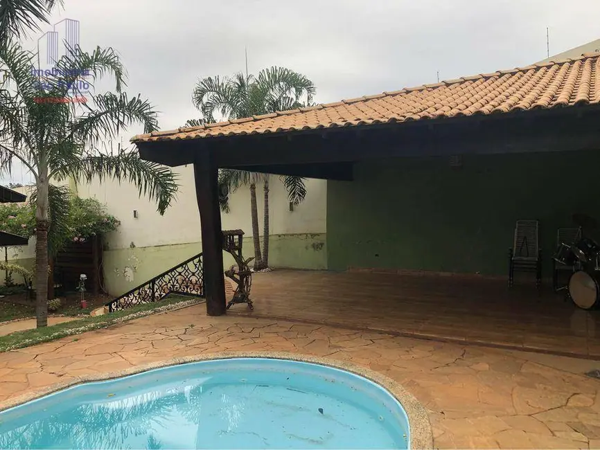 Foto 8 de Casa de Condomínio com 3 quartos à venda, 950m2 em Fernandopolis - SP