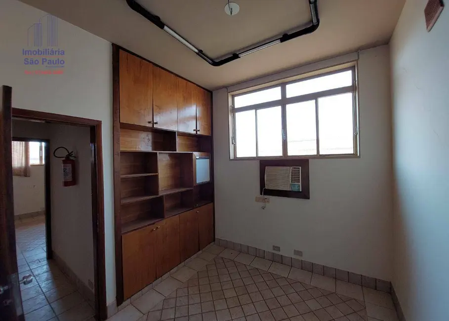 Foto 4 de Casa à venda em Centro, Fernandopolis - SP