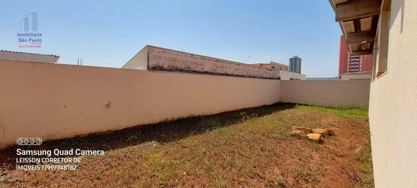 Foto 11 de Casa à venda em Centro, Fernandopolis - SP