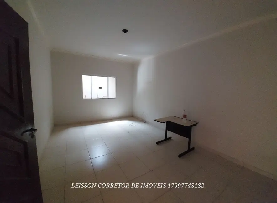 Foto 2 de Casa com 3 quartos à venda, 200m2 em Fernandopolis - SP