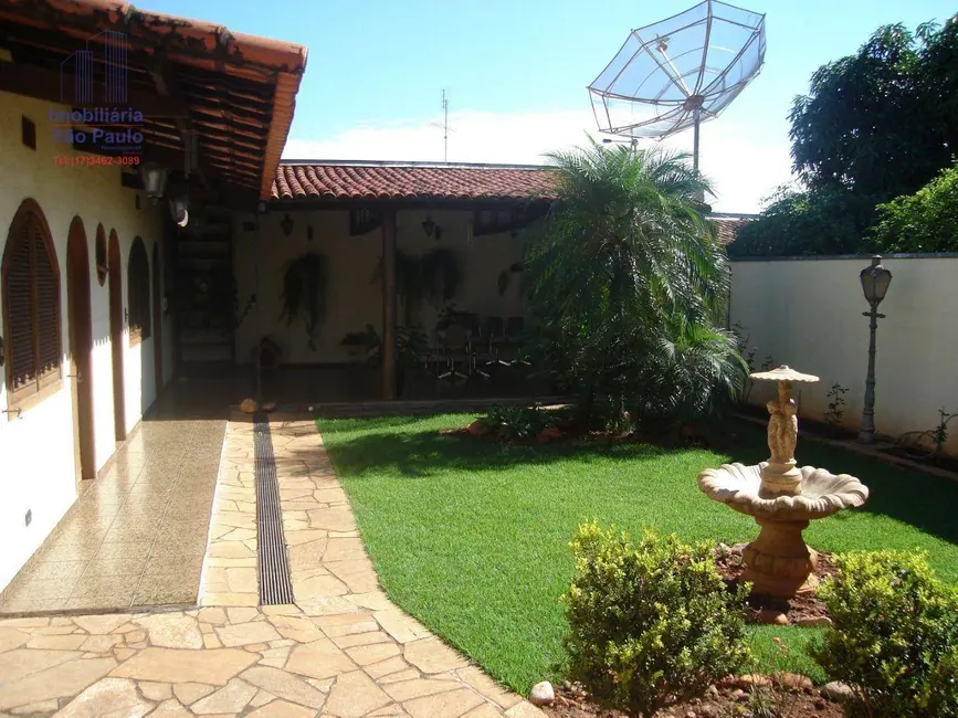 Foto 4 de Sobrado com 3 quartos à venda, 612m2 em Fernandopolis - SP