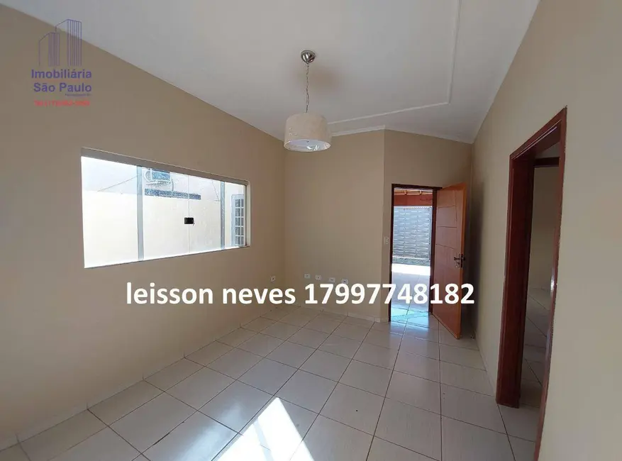 Foto 2 de Casa com 2 quartos à venda, 250m2 em Fernandopolis - SP