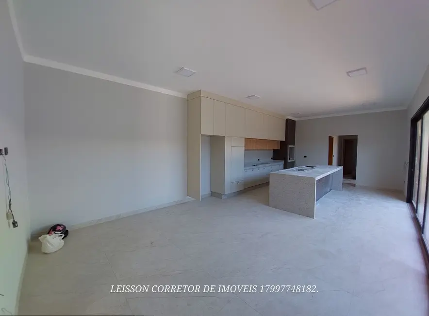 Foto 3 de Casa com 3 quartos à venda, 360m2 em Fernandopolis - SP