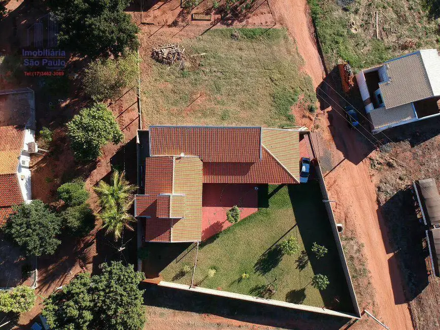 Chácara com 3 quartos à venda em Macedonia - SP - imagem 3 Foto 3 de Chácara com 3 quartos à venda em Macedonia - SP