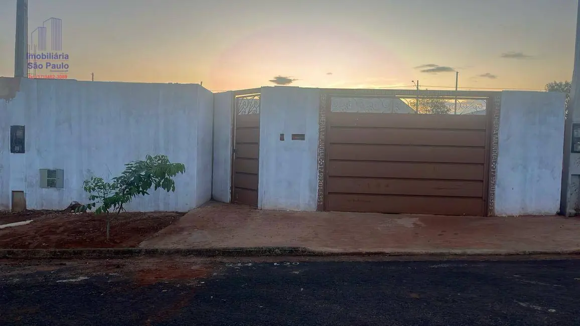 Foto 1 de Casa com 3 quartos à venda, 250m2 em Fernandopolis - SP