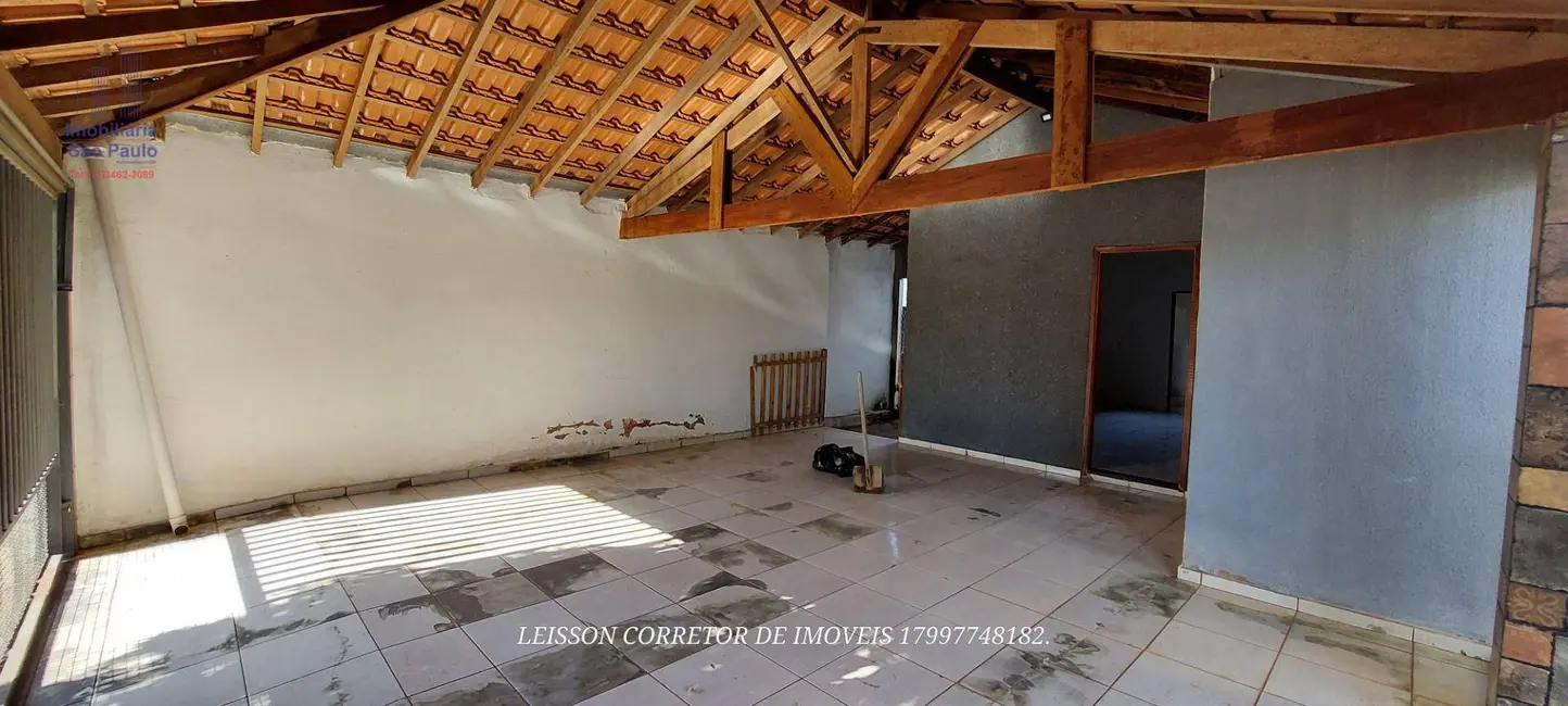 Foto 2 de Casa com 3 quartos à venda, 200m2 em Fernandopolis - SP