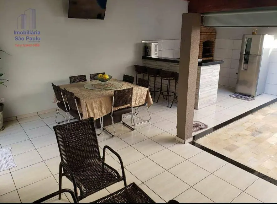 Casa com 2 quartos à venda, 242m2 em Centro, Macedonia - SP - imagem 6 Foto 6 de Casa com 2 quartos à venda, 242m2 em Centro, Macedonia - SP