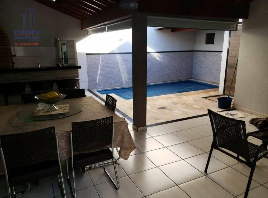 Casa com 2 quartos à venda, 242m2 em Centro, Macedonia - SP - imagem 5 Foto 5 de Casa com 2 quartos à venda, 242m2 em Centro, Macedonia - SP