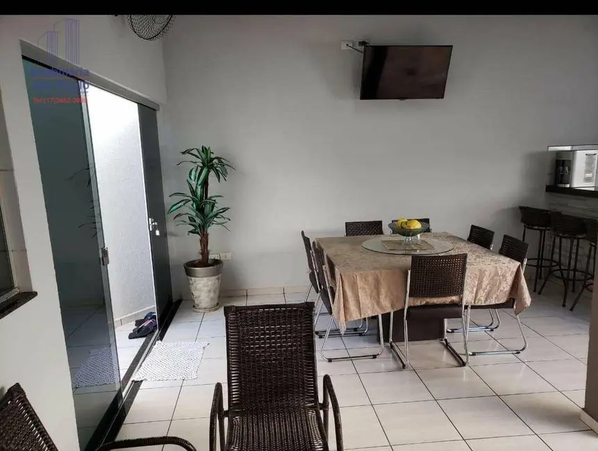 Casa com 2 quartos à venda, 242m2 em Centro, Macedonia - SP - imagem 3 Foto 3 de Casa com 2 quartos à venda, 242m2 em Centro, Macedonia - SP