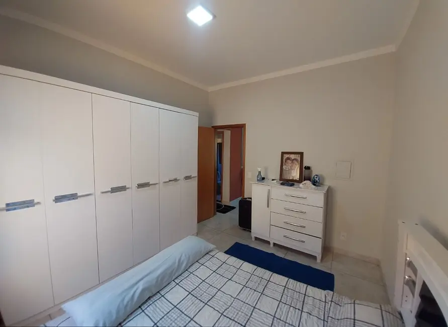 Foto 4 de Casa com 2 quartos à venda em Fernandopolis - SP