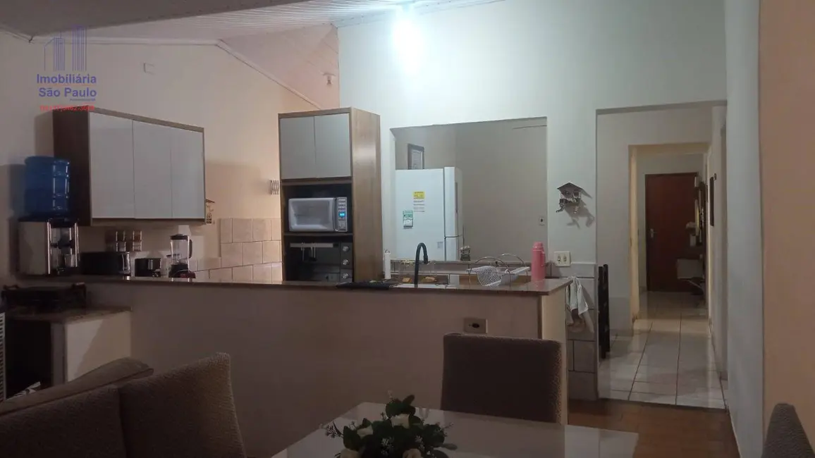 Foto 8 de Casa com 3 quartos à venda, 180m2 em Centro, Pedranopolis - SP
