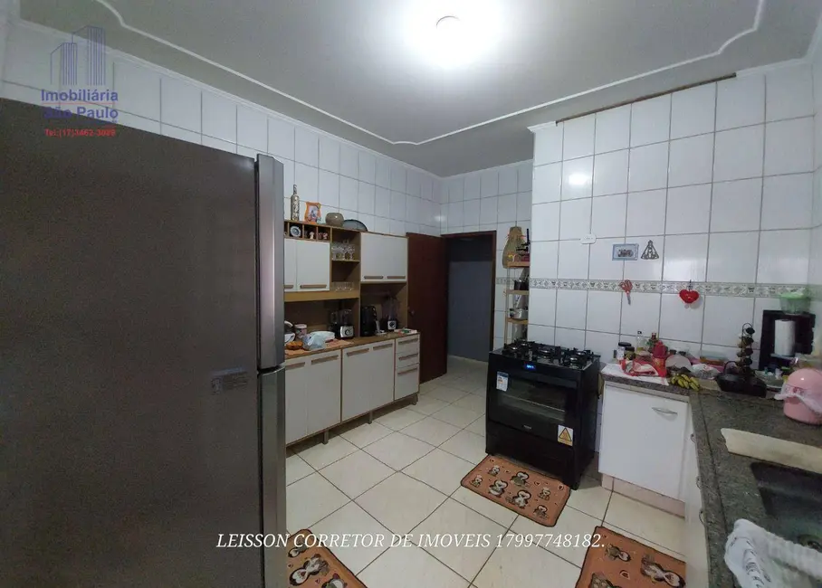 Foto 3 de Casa com 3 quartos à venda em Fernandopolis - SP