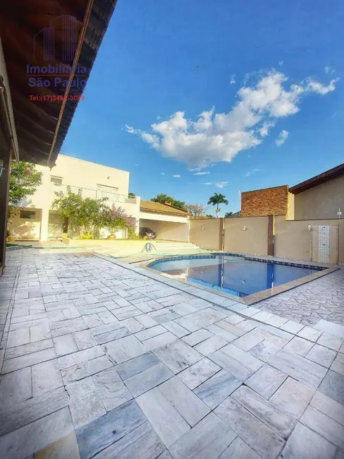 Foto 3 de Casa de Condomínio com 3 quartos à venda, 600m2 em Fernandopolis - SP