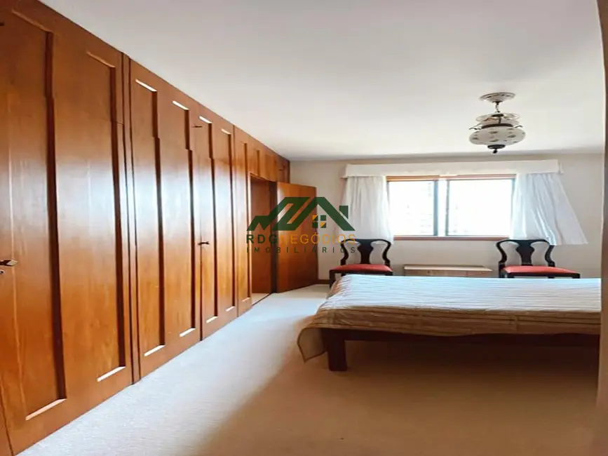 Apartamento com 3 quartos à venda, 320m2 em Moema, São Paulo - SP - imagem 6 Foto 6 de Apartamento com 3 quartos à venda, 320m2 em Moema, São Paulo - SP