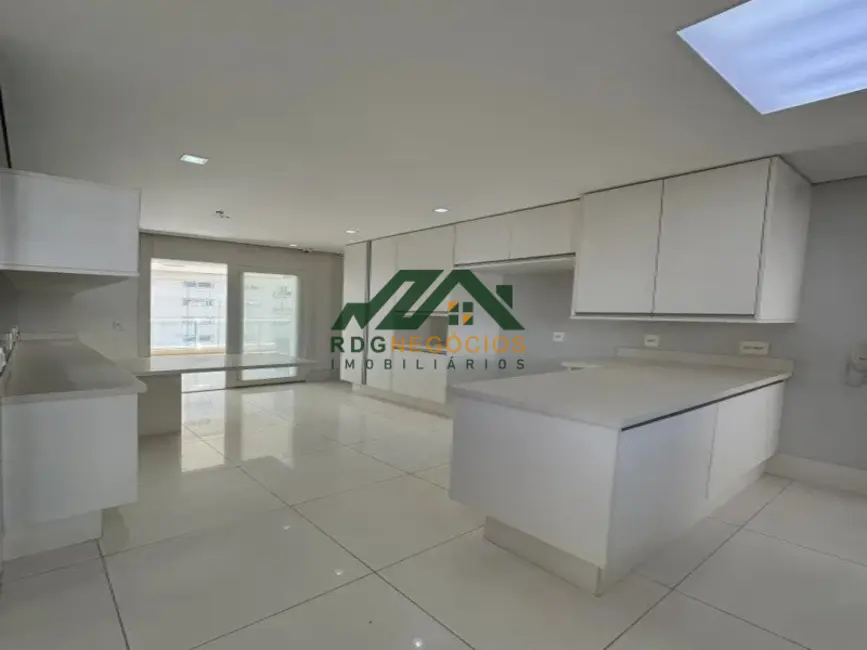 Foto 2 de Apartamento com 4 quartos para alugar, 288m2 em Campo Belo, São Paulo - SP