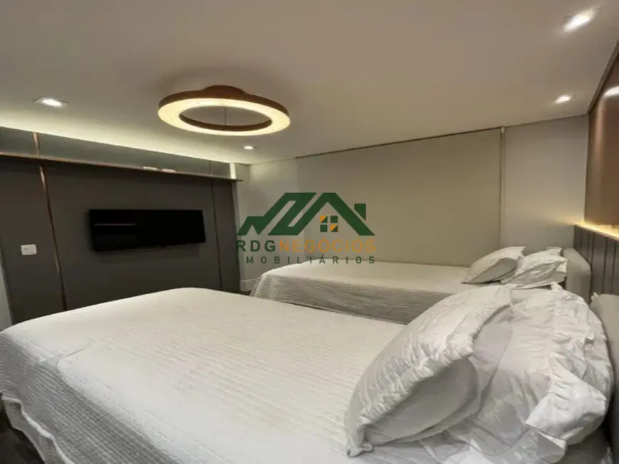 Foto 2 de Apartamento com 2 quartos à venda, 110m2 em Cerqueira César, São Paulo - SP