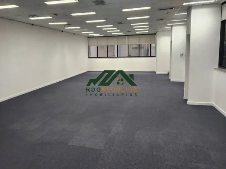 Foto 1 de Sala Comercial para alugar, 233m2 em Cerqueira César, São Paulo - SP