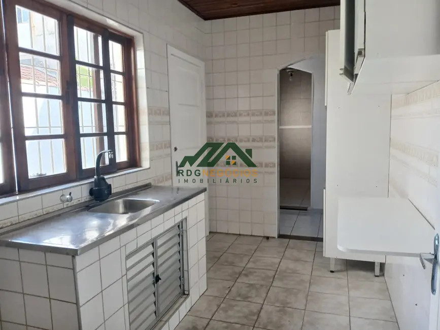 Foto 4 de Sobrado com 2 quartos para alugar, 208m2 em Aclimação, São Paulo - SP