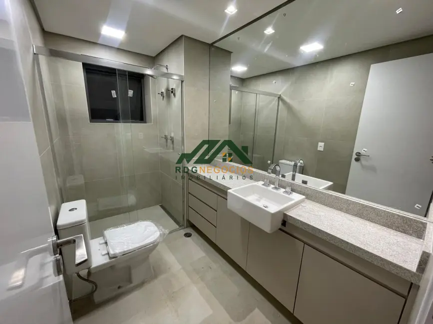 Apartamento com 3 quartos para alugar, 142m2 em Real Parque, São Paulo - SP - imagem 3 Foto 3 de Apartamento com 3 quartos para alugar, 142m2 em Real Parque, São Paulo - SP