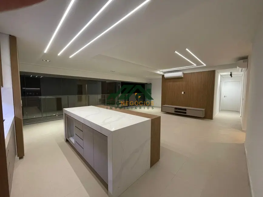 Apartamento com 3 quartos para alugar, 142m2 em Real Parque, São Paulo - SP - imagem 1 Foto 1 de Apartamento com 3 quartos para alugar, 142m2 em Real Parque, São Paulo - SP