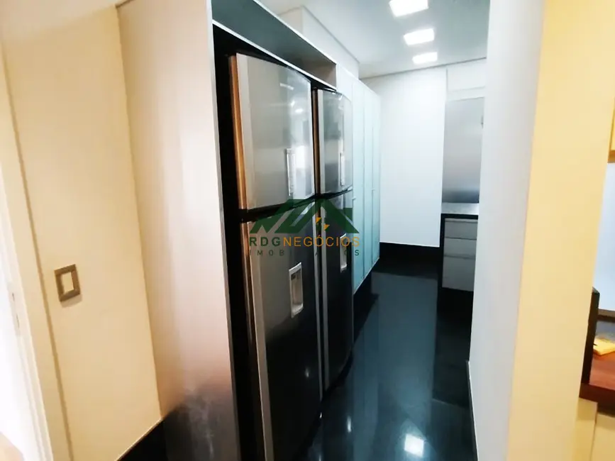 Apartamento com 5 quartos para alugar, 512m2 em Vila Nova Conceição, São Paulo - SP - imagem 9 Foto 9 de Apartamento com 5 quartos para alugar, 512m2 em Vila Nova Conceição, São Paulo - SP