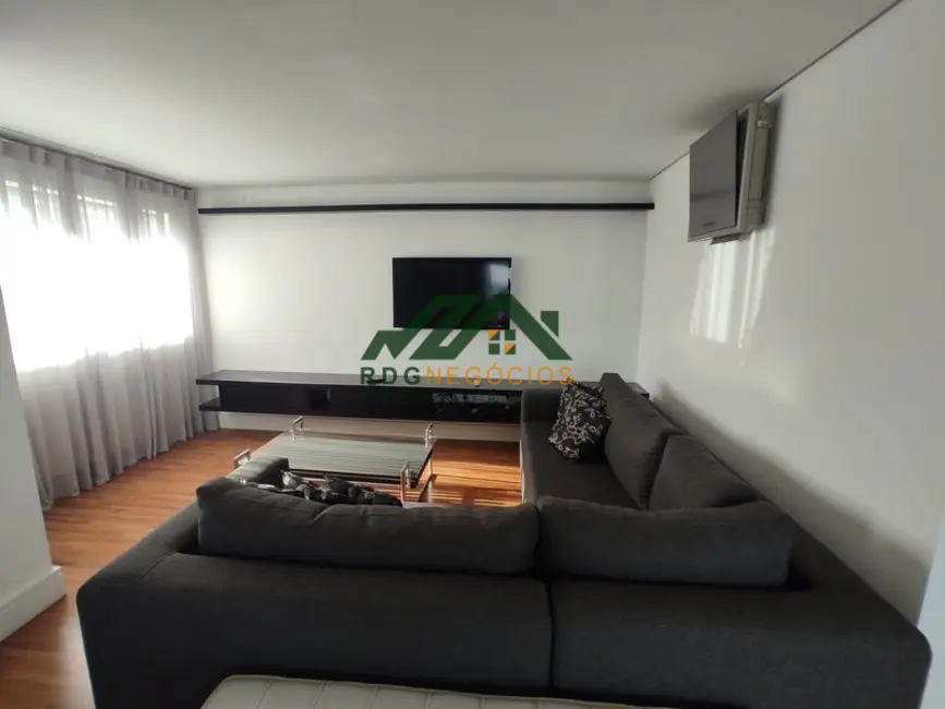 Foto 2 de Apartamento com 1 quarto para alugar, 104m2 em Moema, São Paulo - SP
