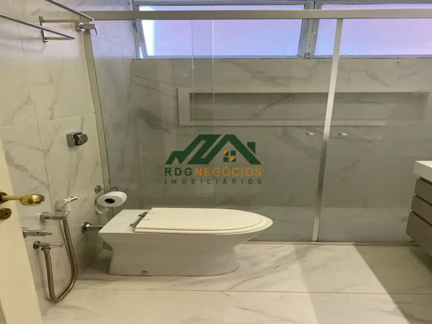 Foto 6 de Apartamento com 3 quartos para alugar, 156m2 em Cerqueira César, São Paulo - SP