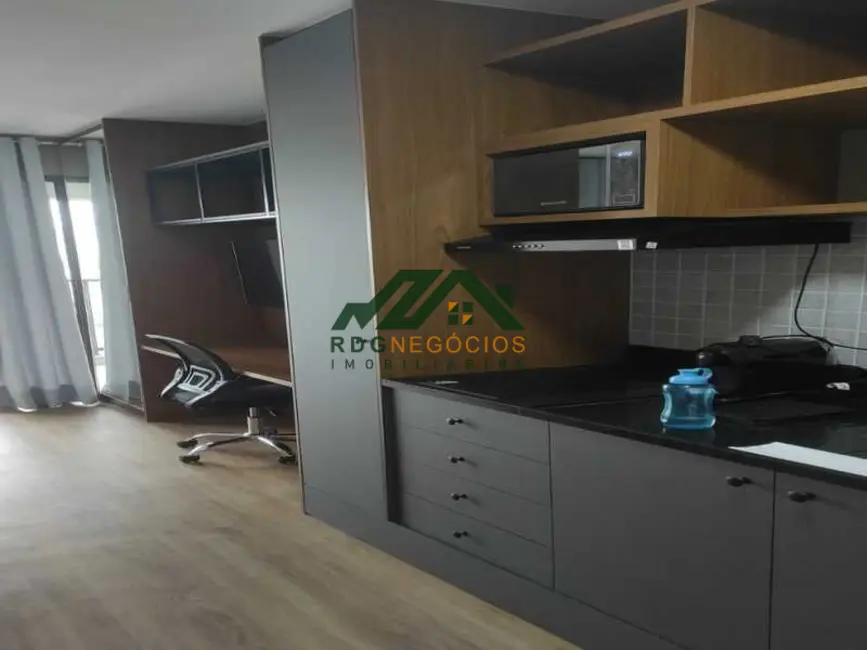 Foto 3 de Apartamento com 1 quarto para alugar, 28m2 em Vila Pompéia, São Paulo - SP