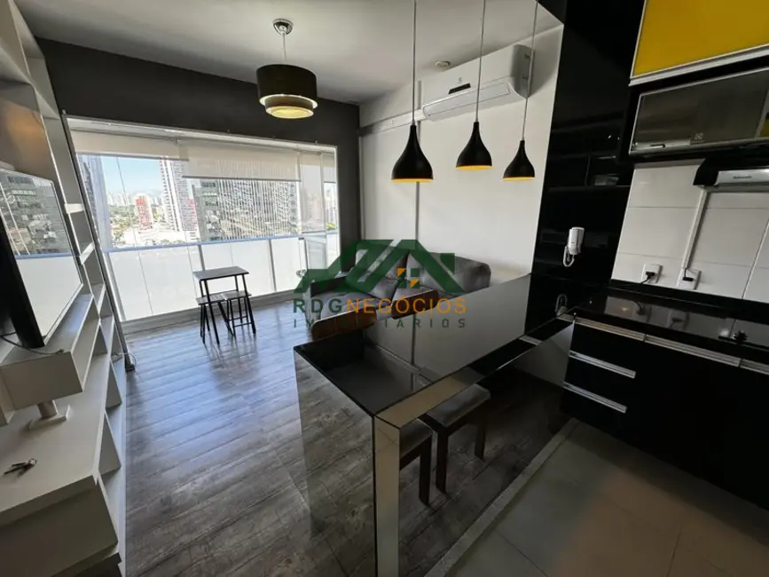 Foto 2 de Apartamento com 1 quarto para alugar, 33m2 em Santo Amaro, São Paulo - SP