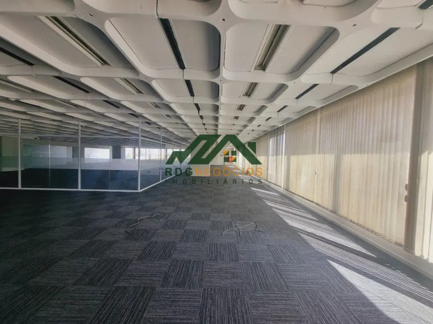 Foto 4 de Sala Comercial à venda, 2844m2 em Jardim São Luís, São Paulo - SP